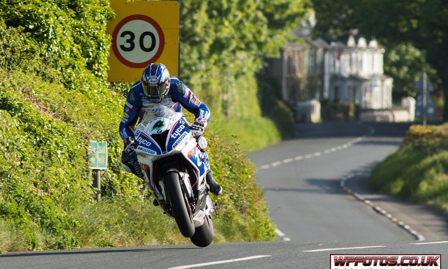 For Real Road Racing Excitement, the Ulster Grand Prix’s Unmissable! - Red Torpedo