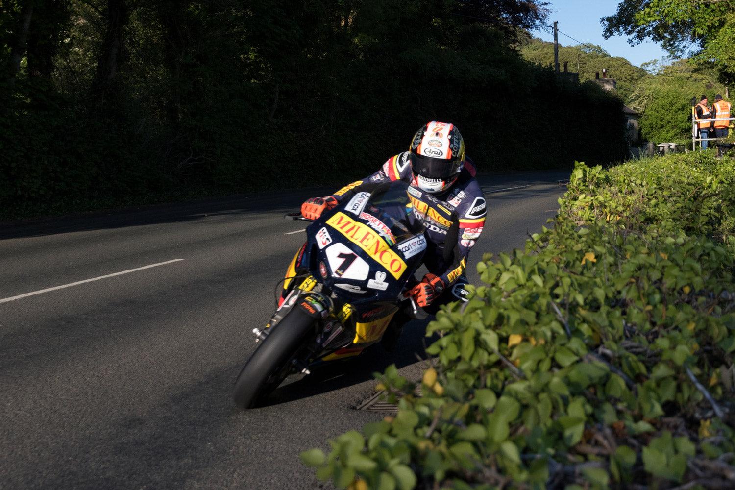 Conor Cummins Targets an Isle of Man TT Win in 2019 - Red Torpedo