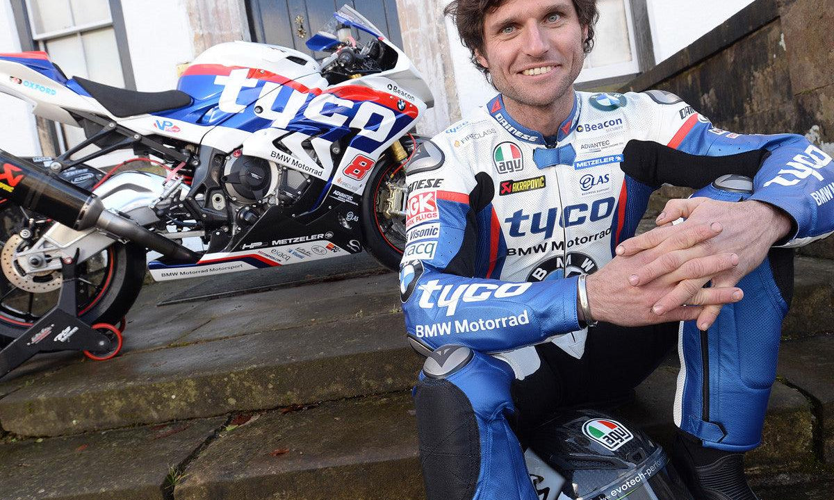 TYCO BMW S1000RR rated by Guy Martin - Red Torpedo