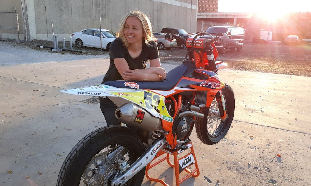 Shayna Texter, American Flat Track Singles Racer, Teams Up with Red Torpedo - Red Torpedo