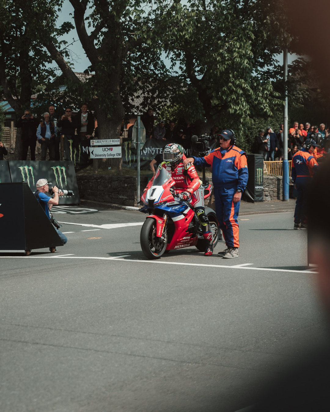 3_15c90e26-6c01-480a-9d9c-0d200968f973.png