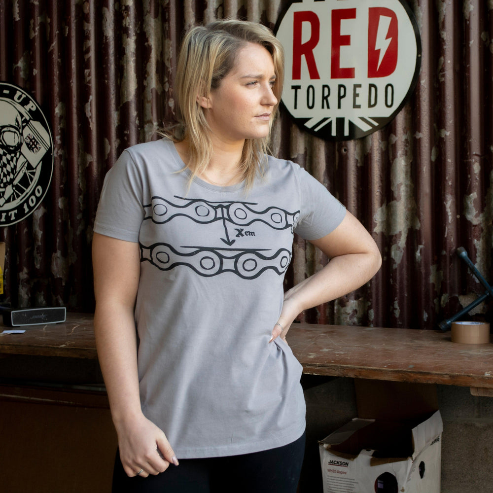 Red Torpedo Chainslack (Womens) Titanium Grey T-Shirt - Red Torpedo