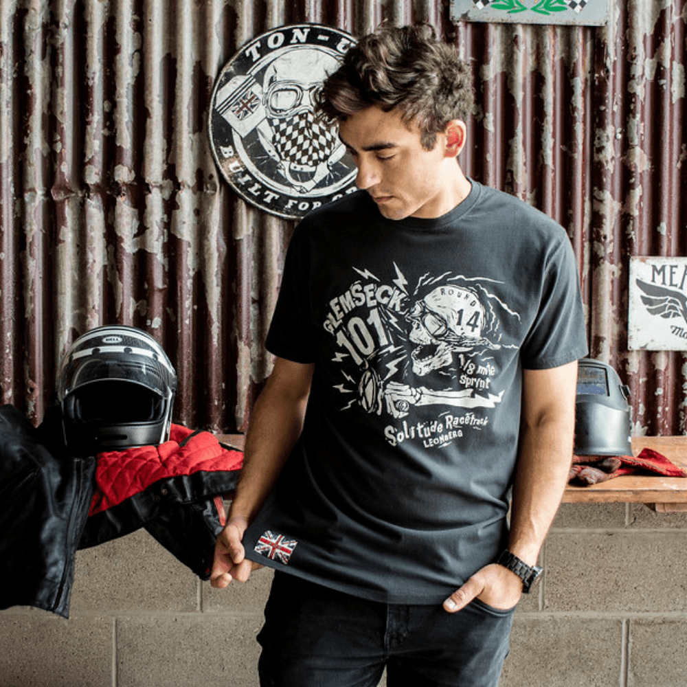 Glemseck Bone Shaker (Mens) Pirate Black T-Shirt - Red Torpedo